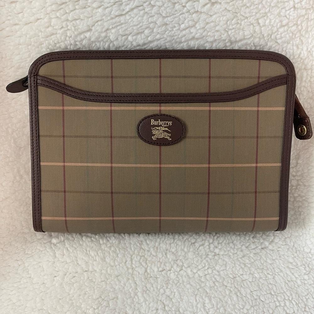 Burberry zip clutch